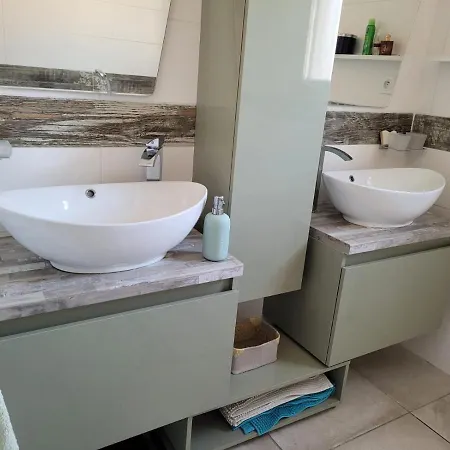 4/5 Pieces De Plein-pied Perpignan